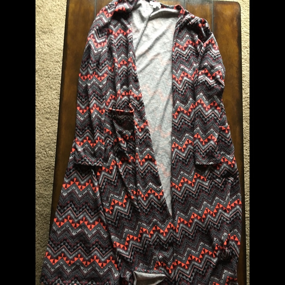 Large LuLaRoe Sarah duster